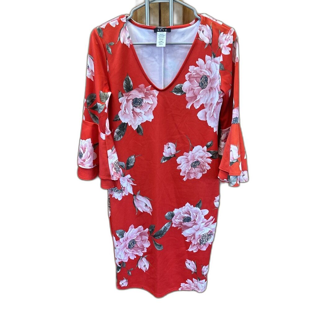 BLVD Women Red Floral Dress M Trumpet 3/4 Sleeve V Neck Stretch Pullover Sheath